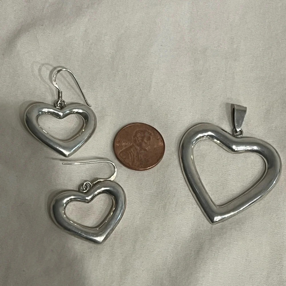 Sterling Silver Heart Pendant & Matching Heart Earrings Set Marked 925 Signed MO - Picture 14 of 14
